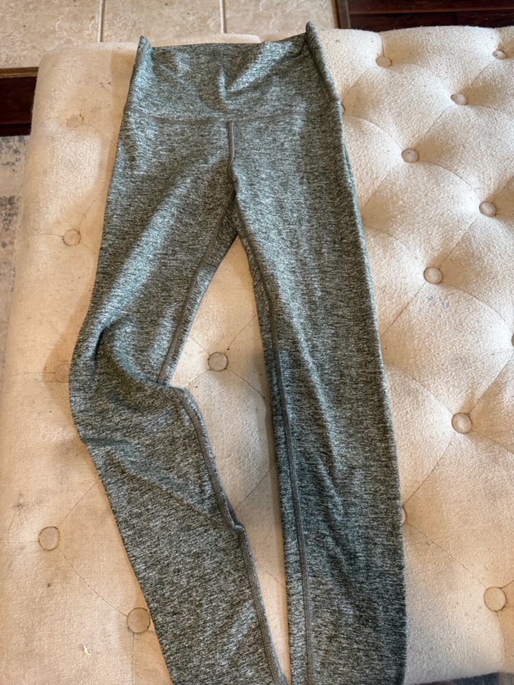 Ivivva Heather Gray Stretch Performance Leggings